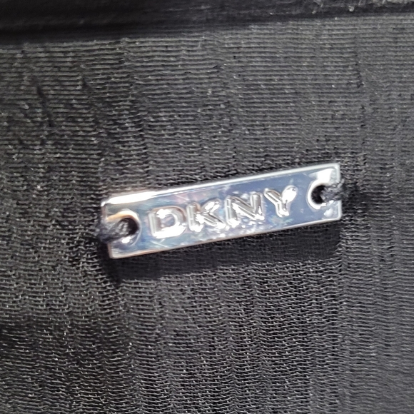 🆕 DKNY BLOUSE - Picture 5 of 10